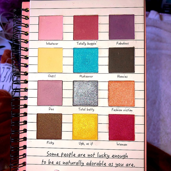 Hot Topic LE Clueless Totally Buggin’ Eyeshadow Palette Notebook - Picture 3 of 6